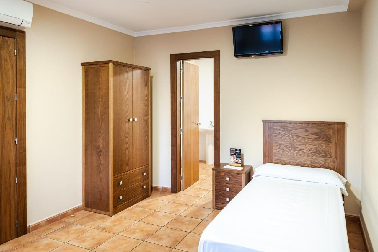As Hoteles Fuente La Higuera Direccion Albacete La Font de la Figuera Buitenkant foto