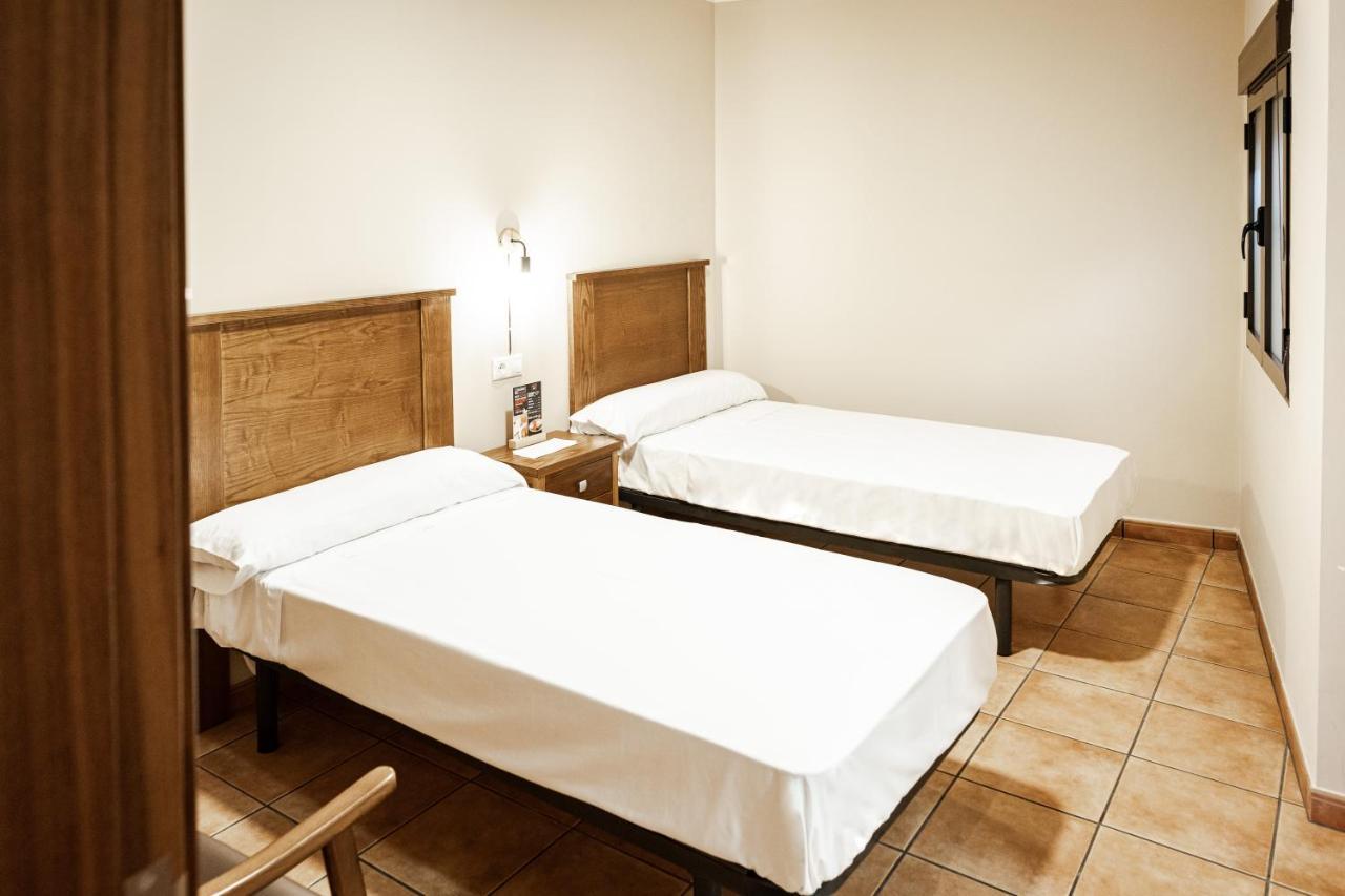 As Hoteles Fuente La Higuera Direccion Albacete La Font de la Figuera Buitenkant foto